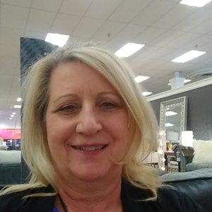 Meet your Posher, Jean